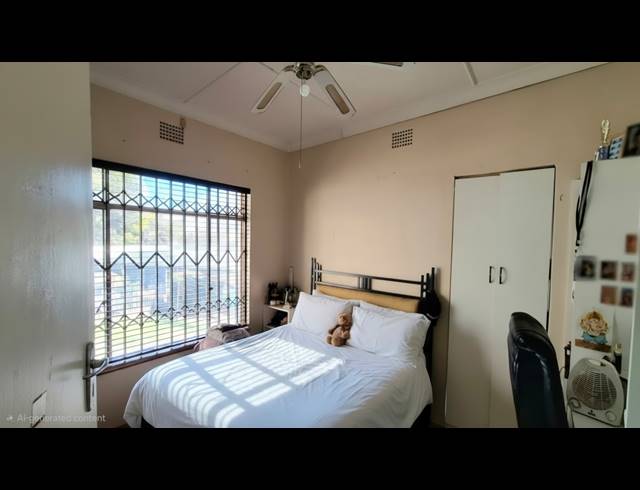 3 BEDROOM HOUSE FOR SALE IN FERNDALE